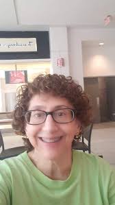 Betsy Sloan's Instagram, Twitter & Facebook