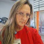 Sonya Hearn's Instagram, Twitter & Facebook