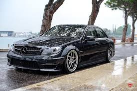 Mercedes Benz W204 C63 Amg On Vossen Lc 104 Benztuning Mercedes Benz Mercedes Benz