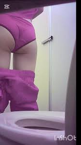 無料サンプル(トイレ盗撮)某運動公園の一室5|HONEYsPOTならアダルトコンテンツを探せる、販売できるマーケットプレイスです。