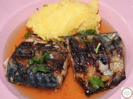 Peste tot se pune verdeata taiata marunt. Retete Culinare Retetetraditionaleromanesti Ro Saramura De Peste Reteta