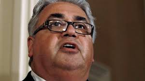 Senador de EEUU: FBI pidió grabar conversaciones