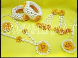 Fresh Flower Jewelery Design Mehndi Mayon Flowers Jewelery For Girls Function Flower Jewellery For Mehndi Flower Jewellery For Haldi Fresh Flower Jewelry