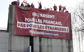 Génération identitaire (gi) est un mouvement politique identitaire d'extrême droite créé en 2012, actif principalement en france. Bobigny La Caf Porte Plainte Contre Generation Identitaire Le Parisien