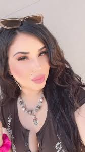 #thethrill #baby #drakeverse #glow #honeyskin #mexicana #amor YOU AINT  CLINGY BABY YOU JUST AINT EVER MET ME #thatgirl