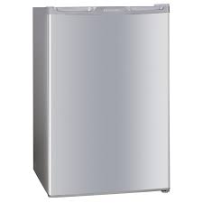 Getting the right kind of beer fridge that is compatible for all your beers could be stressing as you need to consider storage space, ventilation, temperature changes and at times the price. Hisense Hr6bf121s 120l Bar Fridge S Steel Jb Hi Fi