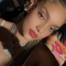 Is Chris Brown Sleeping With This Transgender Woman? [PHOTO + EXCLUSIVE  AUDIO] http://bit.ly/1oraXKx