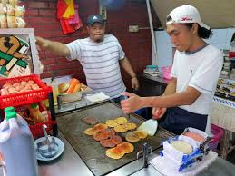Ramly halal kiosk @ aeon big wangsa maju. Best Ramly Burger Jb This Is A Very Different Type Of Burger That Is Not