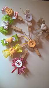 Mollette di legno (per abiti); Simpatici Gessetti Con Molletta Primavera Idee Fai Da Te Oggetti Con Bottoni Artigianato Con Mollette