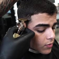 Choppy bags are cut uneven; B A R B E R I O Lunay Fade Barbershop Haircut