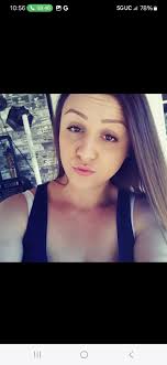 Hi my name is lacy and I'm 32 years old. I'm looking for someone to chat  with get to know each other and have fun it can be men or women. You