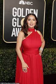 With owen wilson, salma hayek, nesta cooper, jorge lendeborg jr. 2021 Golden Globe Awards Salma Hayek Takes To The Red Carpet In Stunning Fitted Gown Daily Mail Online