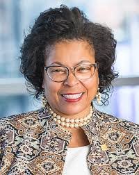 Danielle Ivory's Instagram, Twitter & Facebook