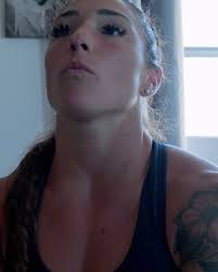 So thankful for this guy right here, there’s no way I’d still be doing what  I’m doing without his support. , Love you 🤍, 🎥 @lewisxfit , #marriage  #bestfriend #lifepartner #support #love