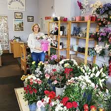 Check spelling or type a new query. Flower Delivery Falkirk Send Flowers By 6 Florists With 398 Reviews