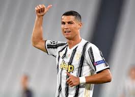 E l portugués ganó con el equipo blanco cuatro champions, dos ligas, dos copas del rey, tres mundiales de. Real Madrid Nelangsa Cristiano Ronaldo Dibawa Bawa