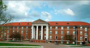 Ely Hall At William Jewell College Housed Three Floors 6 Wings Of Freshman Girls And Was Where I Lived M College House First Year Of College Liberty Missouri