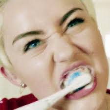 Retrato miley cyrus GIF