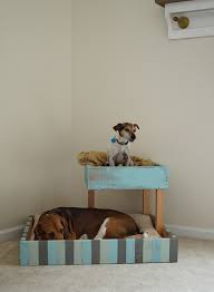 Raised pet beds help with both fleas (they live on the floor, and can only jump so high) and warmth. 12 Diys To Make A Pallet Dog Bed Guide Patterns