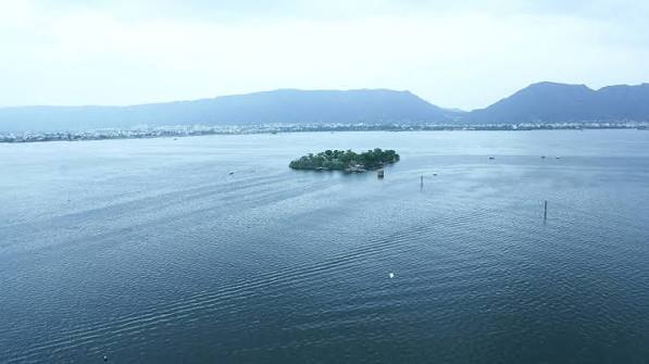 Explore the Historic Ana Sagar Lake of Ajmer | Incredible India