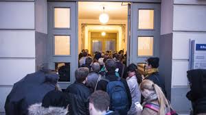 Studienführer von der studienwahl bis zum studienstart. Stress Fur Studenten Steigende Mieten Und Zu Wenig Wohnheime B Z Berlin