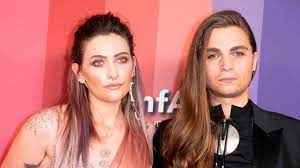 Who was michael jackson wife? Paris Jackson Liebes Aus Mit Sanger Gabriel Glenn Stern De