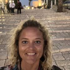 Jordan Moreland's Instagram, Twitter & Facebook