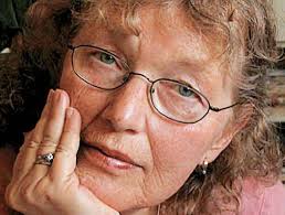 23 Reader writers describe the regime of editor Judith Moore