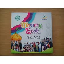 Biarkan kenangan itu terangkum indah dalam sebuah buku kenangan buku tahunan sekolah yearbook yang eksklusif buatan kami zona cetak bandung. Cetak Album Kenangan Buku Tahunan 1 Sisi Shopee Indonesia