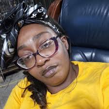 ⏰ It's trivia time! ⏰ Who designed la Sagrada Familia? A.Guell, B.Da Vinci,  C. Gaudi Comment below with the correct answer for your chance to win 300  Credits! ***UPDATE: CONGRATULATIONS winners! Our