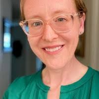 Lisa Senger's Instagram, Twitter & Facebook