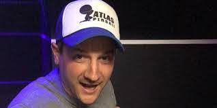 Zack Wesley's Instagram, Twitter & Facebook