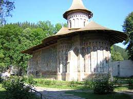 Maria, căsătorită cu şendrea portar de suceava, căzut în 1481 în lupta de la râmnic şi sora soţia marelui vornic isaia. Cate Biserici A InÄlÈat Ètefan Cel Mare Istorie Pe Scurt