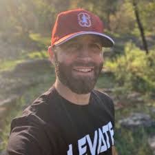 Jesse Stark's Instagram, Twitter & Facebook