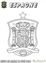 Selección de fútbol de españa) est la sélection de joueurs espagnols représentant le pays lors des compétitions internationales de football masculin, sous l'égide de la fédération royale espagnole de football. Coloriage Du Blason De Foot D Espagne Sur Tete A Modeler