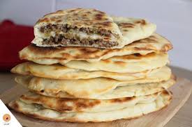 Gozleme Crepes Turques Fourrees A La Viande Hachee Recettes De Cuisine Recettes De Cuisine Turc Recette Avec Viande Hachee