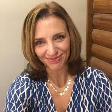 Angie Mcdonald's Instagram, Twitter & Facebook