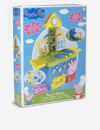 О, кто не слышал об этом современном мультсериале? Peppa Pig Peppa S Kitchen Set Selfridges Com