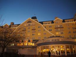 Retrouvez toute l'actualité sur l'univers disney, les bons plans et astuces pour venir passer un séjour inoubliable à disneyland paris. Newport Bay Compass Club Disneyland Paris