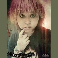 Quite enjoying how a lot of younger, up-and coming-bands are really showing  those HUM influences! Recently discovered this band, pretty decent, I must  say!