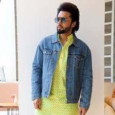 Jackky bhagnani is a struggling hindi film actor. Jackky Bhagnani Height Weight Age Girlfriends Biography Movies List Controversies And More
