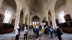 Je pense notamment au pouce. L Eglise Saint Denis De Saint Omer S Ouvre Aux Visiteurs Avant Travaux