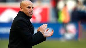 Chris armas (born august 27, 1972) is an american professional soccer coach and former player who is the current head coach of the new york red bulls. Official Toronto Fc Name Chris Armas Head Coach Mlssoccer Com