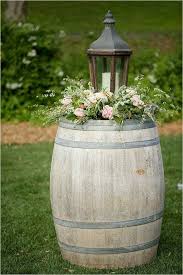 Resultat De Recherche D Images Pour Decoration Tonneau Pour Mariage Weinfass Hochzeit Hochzeit Draussen Laternen Hochzeit