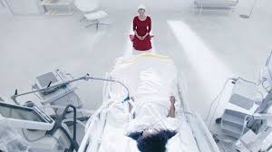 We later learn that this is offred (elisabeth moss) and that she and her husband are attempting to run away to canada after a violent. The Handmaid S Tale Season 3 Recap