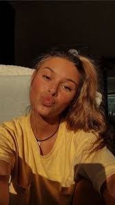 Rhea Goodwin's Instagram, Twitter & Facebook