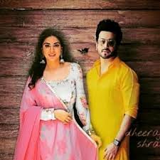 Preetakaran Hashtag On Twitter The recent episodes of the show featured her wearing monochrome kurta sets. preetakaran hashtag on twitter