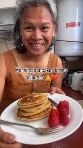 Pancakes for daughter 👧 🥞