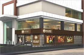 Malabar gold is duping customers and have very rude staff too. Gold Jewellery Collection Pitampura Store Malabar Gold Diamonds