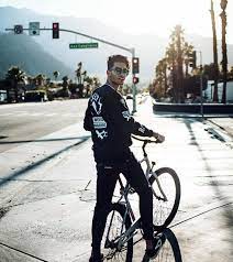 161 8k Likes 1 258 Comments Toni Mahfud Tonimahfud On Instagram Up For A Ride La Tonimahfud Tb Toni Mahfud Men Photoshoot Photo